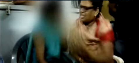 ಮುಸ್ಲಿಮ್ ಯುವಕನ ಜೊತೆಗಿದ್ದ ಹಿಂದೂ ಯುವತಿಗೆ ಹಲ್ಲೆಗೈದ ಬಿಜೆಪಿ ನಾಯಕಿ